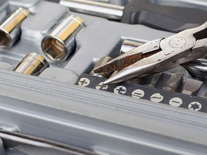 Penyelenggaraan dan penyelenggaraan mesin untuk pemotong berus